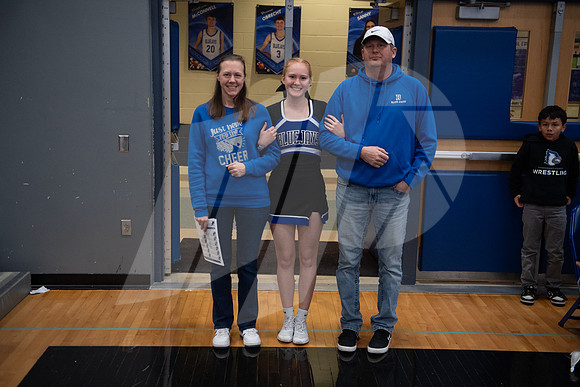 20241219WrestlingSrNight_050