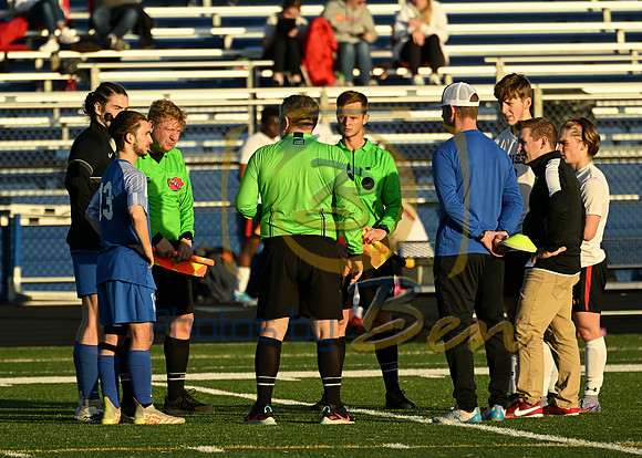 B Soccer 4.11_001