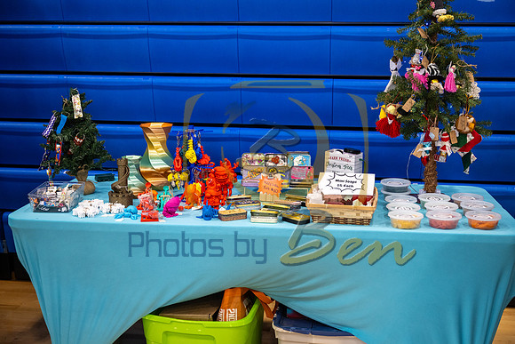 Farmers Market_12.8.24_036