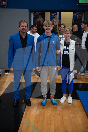 20241219WrestlingSrNight_008
